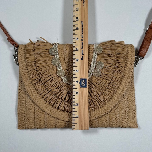 Woven Raffia Crossbody Clutch Bag with Coin Embellishment Summer Boho - Picture 4 of 5